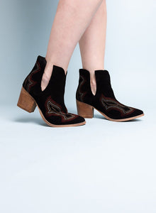  Journee Ankle Boots in Black